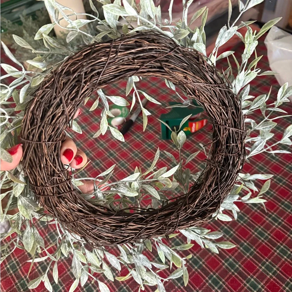 Christmas wreath 9 inches around
